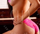 Toronto Escort Alex26  DD Adult Entertainer in Canada, Female Adult Service Provider, Escort and Companion.