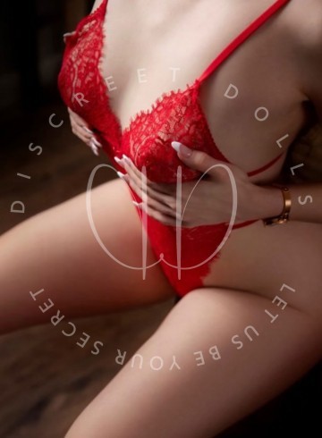 Toronto Escort Ashley  DD Adult Entertainer in Canada, Female Adult Service Provider, Canadian Escort and Companion.